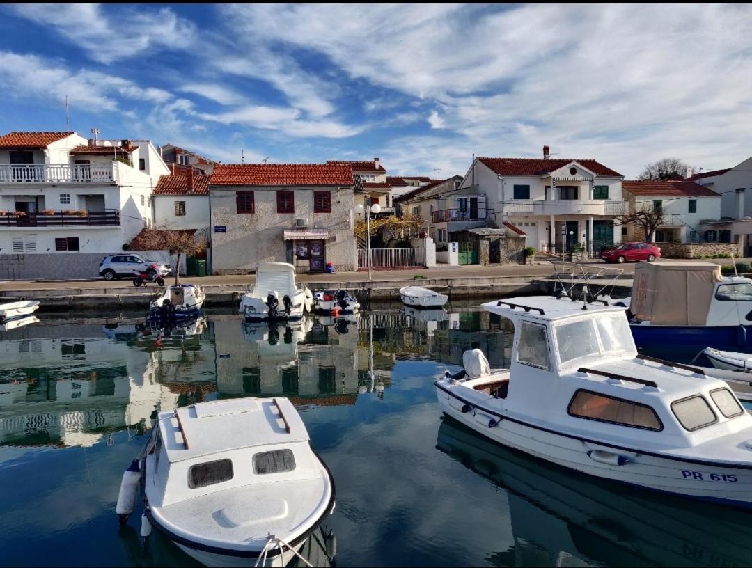 Apartment Milin By The Sea-Zadar-Diklo Dış mekan fotoğraf